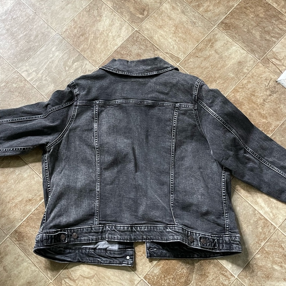 Levi’s Jacket - Picture 6 of 6
